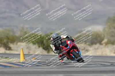 media/Jan-15-2026-Racers Edge (Thu) [[dfebeb70ab]]/2-A Group/Session 5 (Turn 5)/